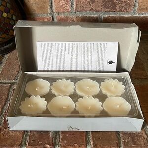 NIB PartyLite Vanilla Floater Candles